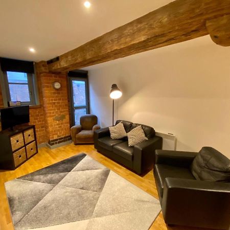Stewart Docks Apartment Глостер Экстерьер фото