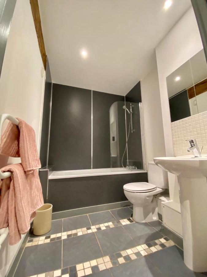 Stewart Docks Apartment Глостер Экстерьер фото